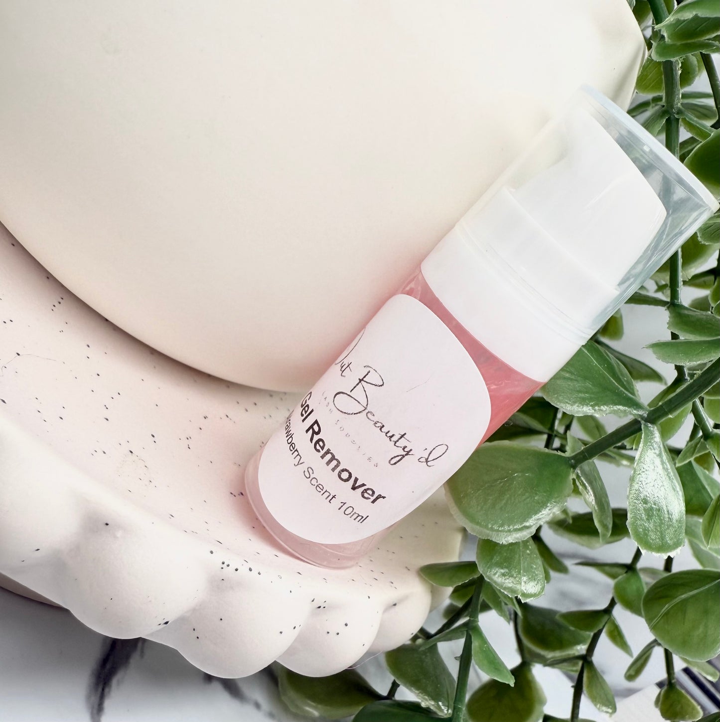 Strawberry Gel Adhesive Remover
